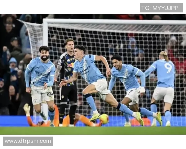 谢三周对决曼城展现足球魅力与战术智慧的巅峰对抗